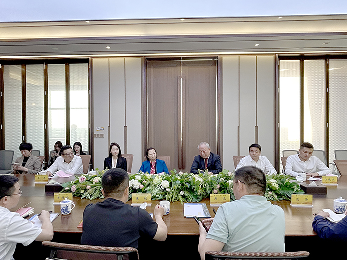 1683878189322084442.jpg 2.jpg