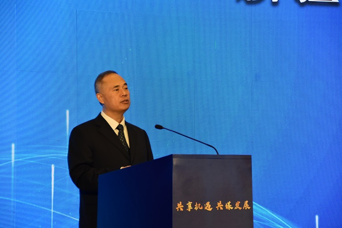 1695619222011072662.jpg 20230922严昊主席出席2023新疆·阿克苏地区——上海产业合作对接会3.jpg