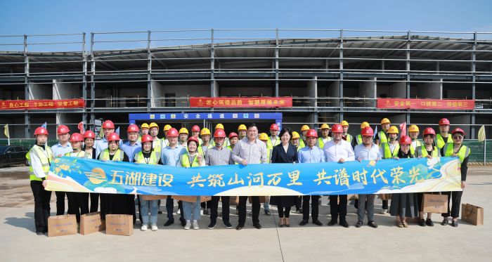 1696215918016053230.jpg 严昊3.jpg