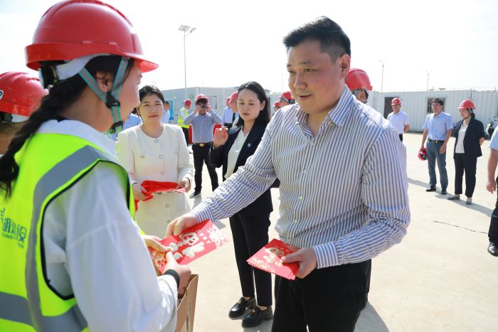 1696216047546075936.jpg 严昊5.jpg