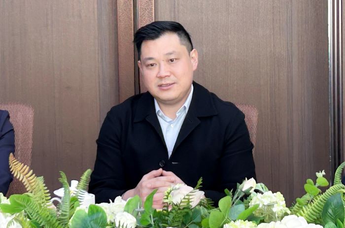 1699437511678085627.jpg 严昊22.jpg