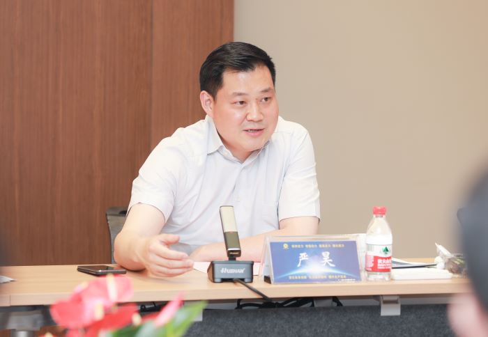 1717404343944000801.jpg 二季度经管会的照片2.jpg