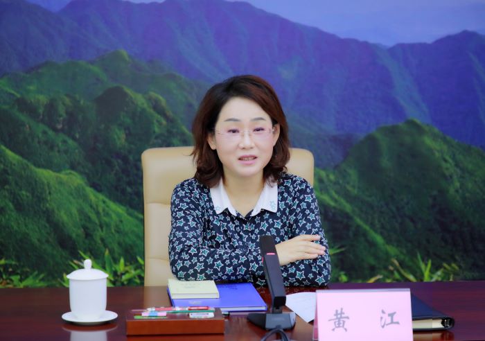 1726804302328090071.jpg 20240918严昊与广西防城港市委书记黄江会谈2.jpg