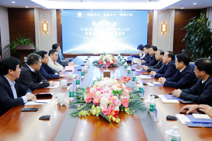 1727660306749095631.jpg 20240927严昊主席与江苏淮安市委副书记、市长顾坤会谈1.jpg